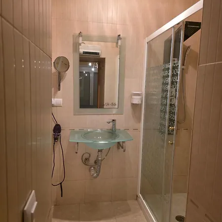 Vut Al-Bayassi Appartement Baeza Buitenkant foto